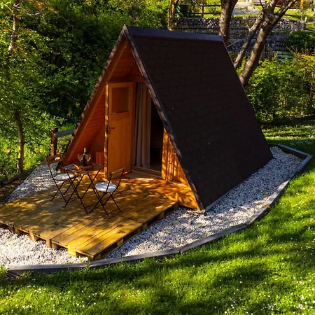 Resort Pod Orehi - Apartma & Glamping Bled Zimmer foto