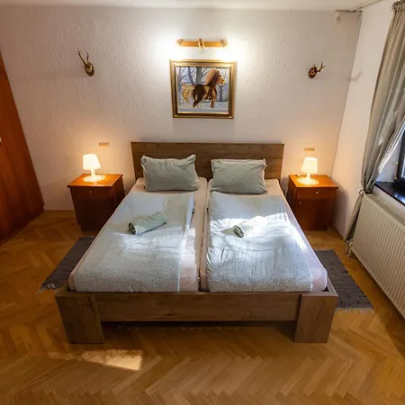 Resort Pod Orehi - Apartma & Glamping Bled Zimmer foto