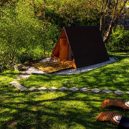 Resort Pod Orehi - Apartma & Glamping Bled Zimmer foto