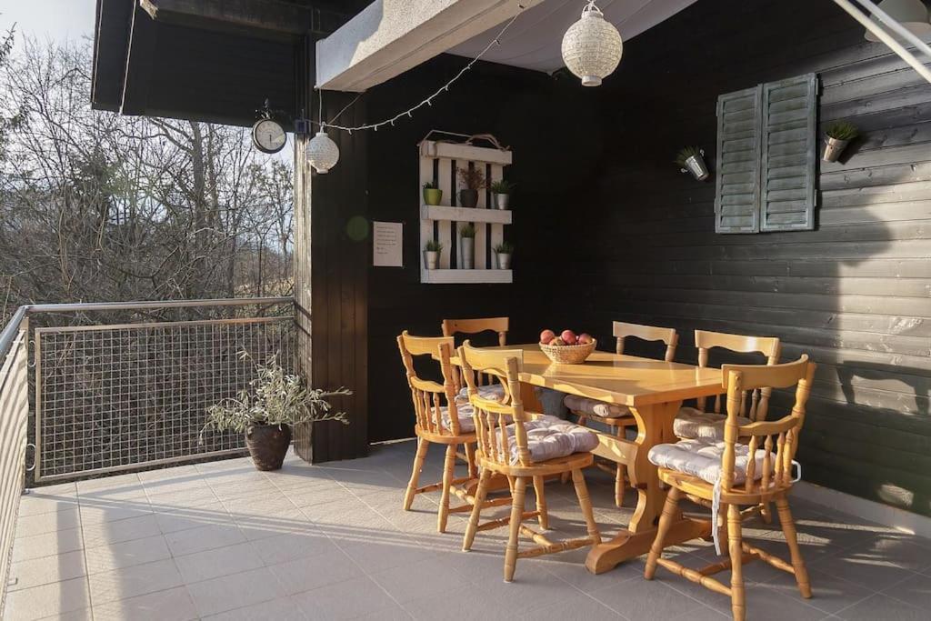 Pod Orehi - Apartma & Glamping Apartament *