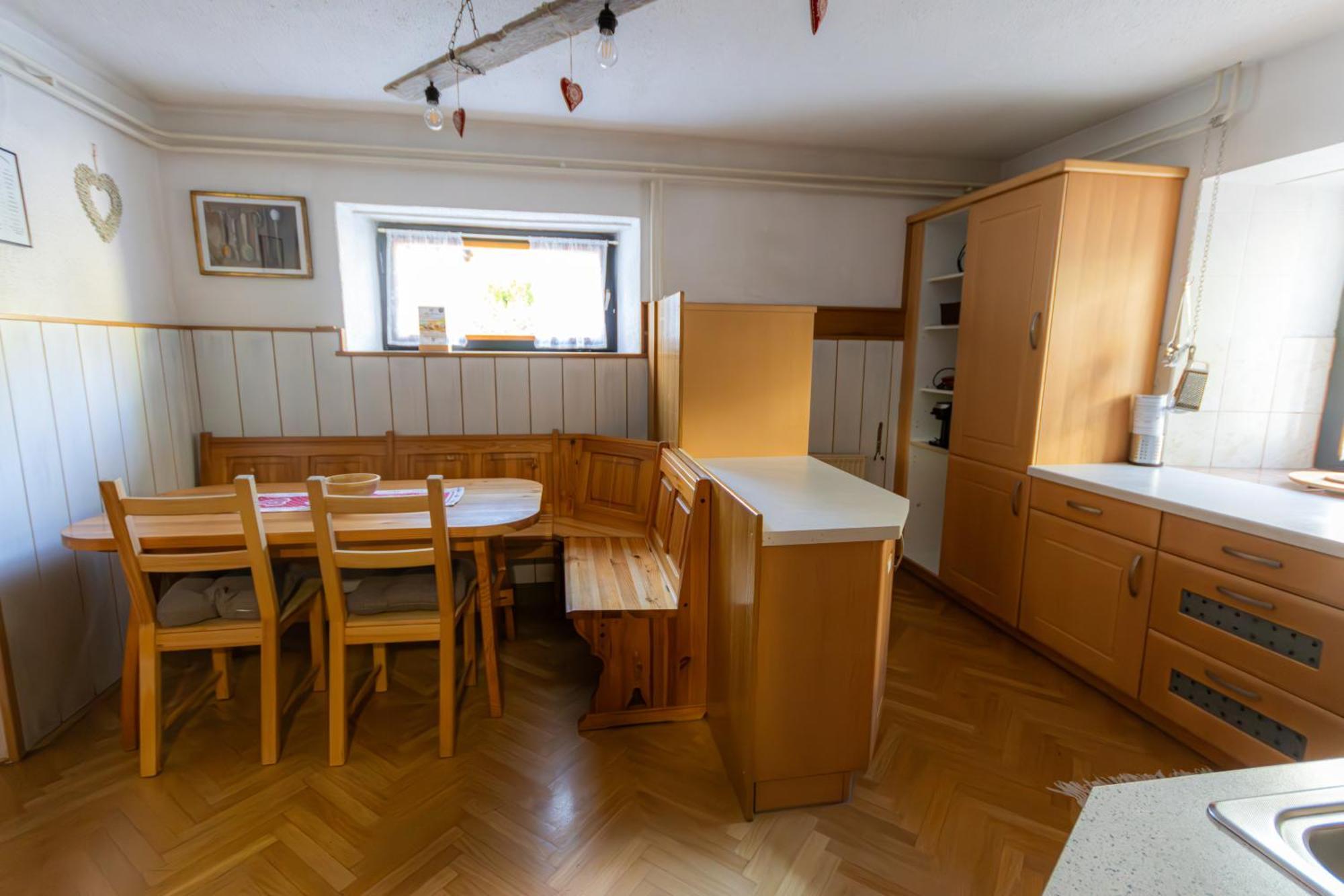Pod Orehi - Apartma & Glamping Apartment *